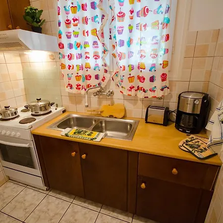 Maria * 斯基亚索斯镇