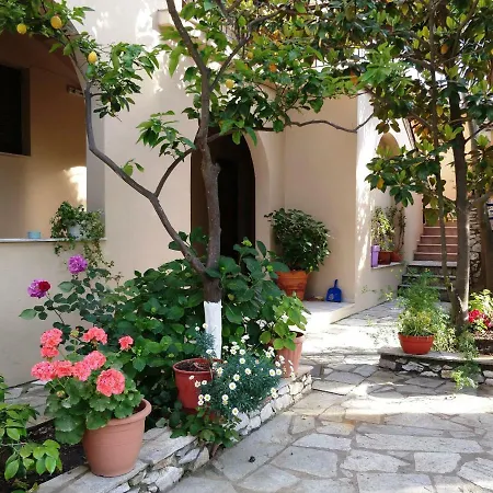 Maria Apartment Skiathos Town
